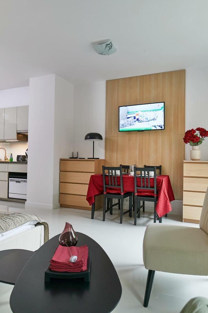 Praga Elegant Apartment *