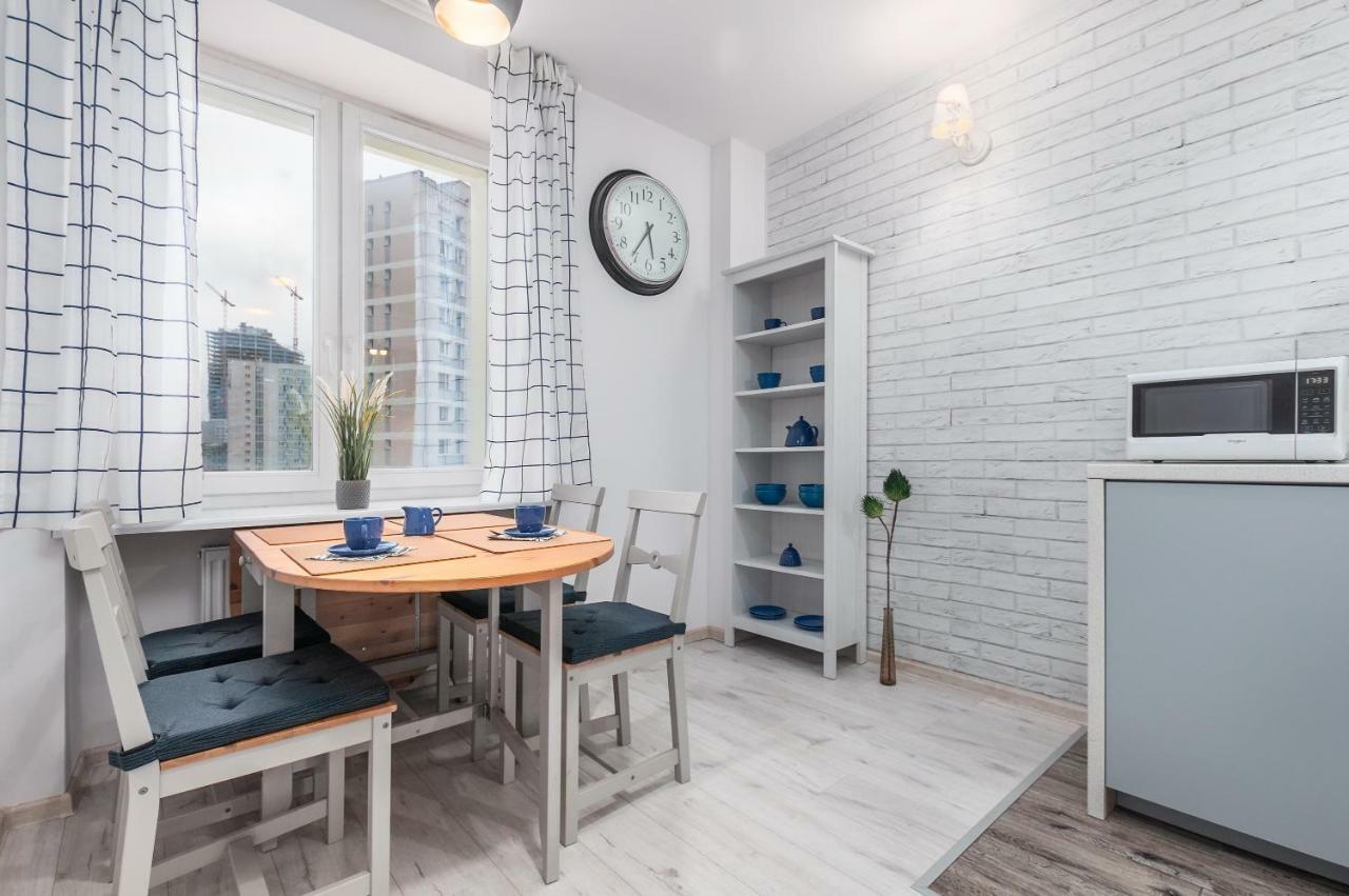 The View By Renters Apartment Warsaw