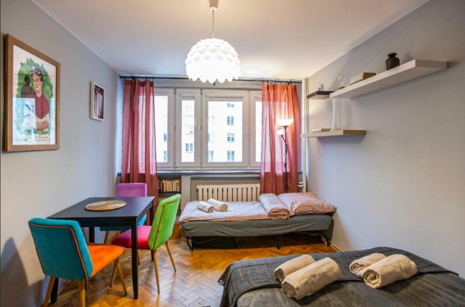 Apartment Legendary Women's