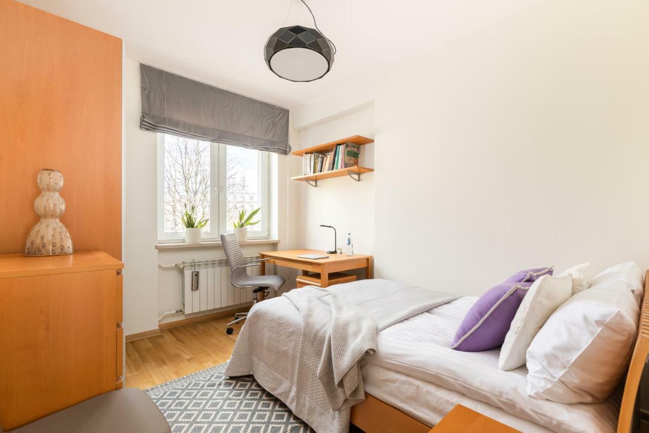 Rent Like - Aleja Wyzwolenia 10 Warschau