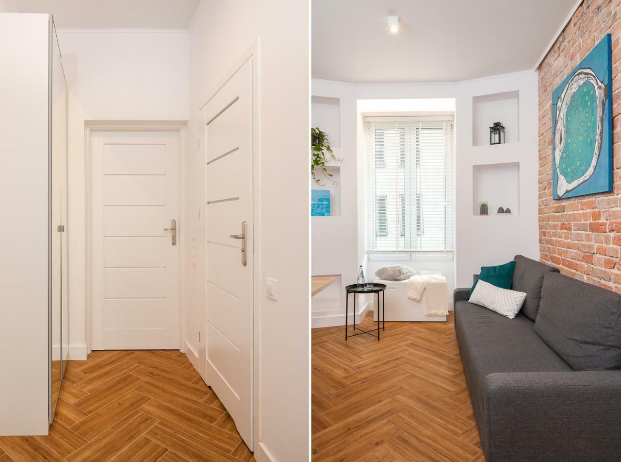 Rent Like - Wspolna 54a Apartment