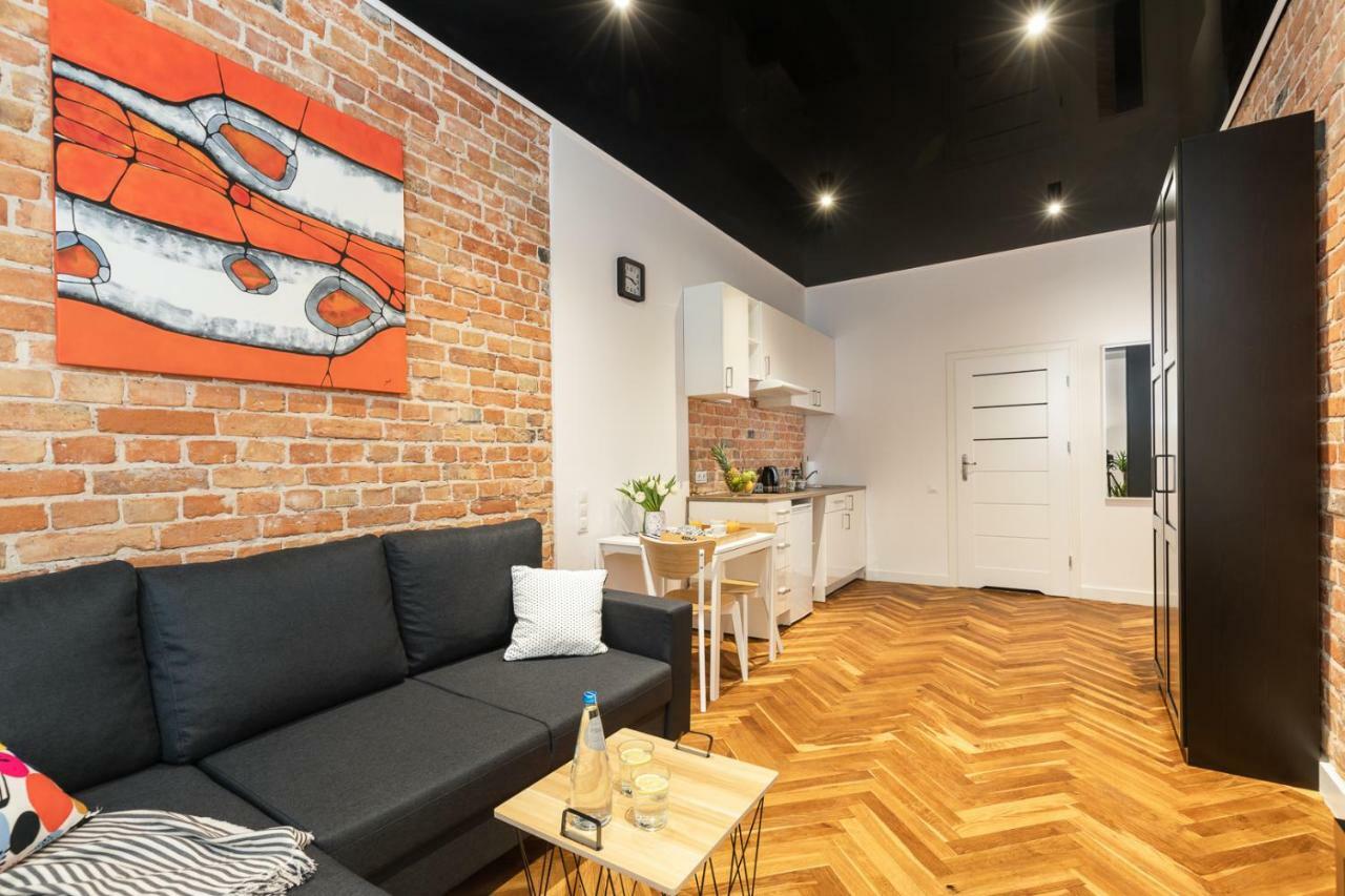 Rent Like - Wspolna 54a Apartment