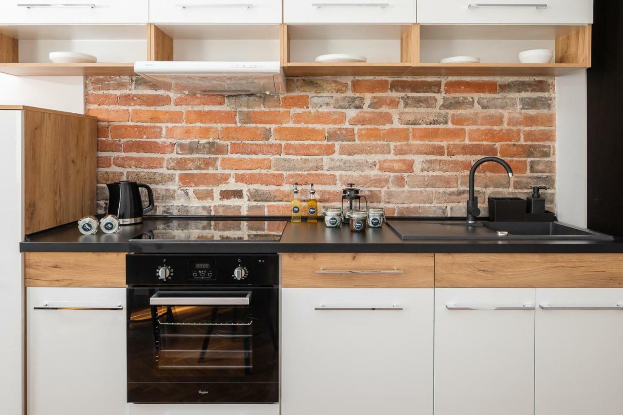 Rent Like - Wspolna 54a Apartment *