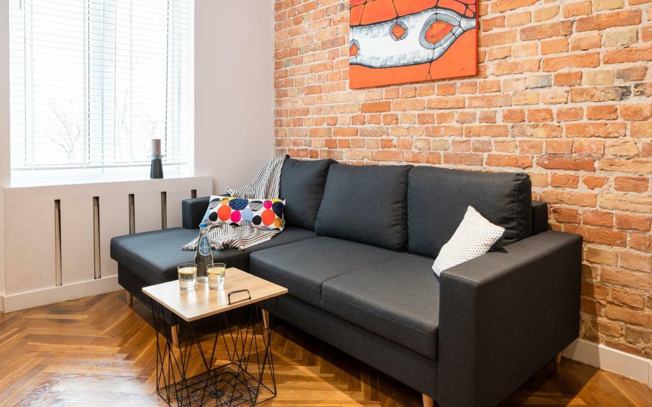 Rent Like - Wspolna 54a * Warsaw