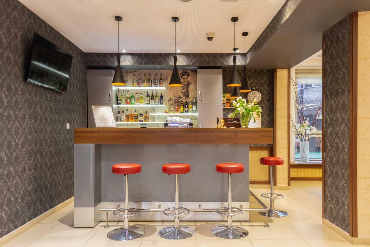 Poleczki Airport 3* Warsaw