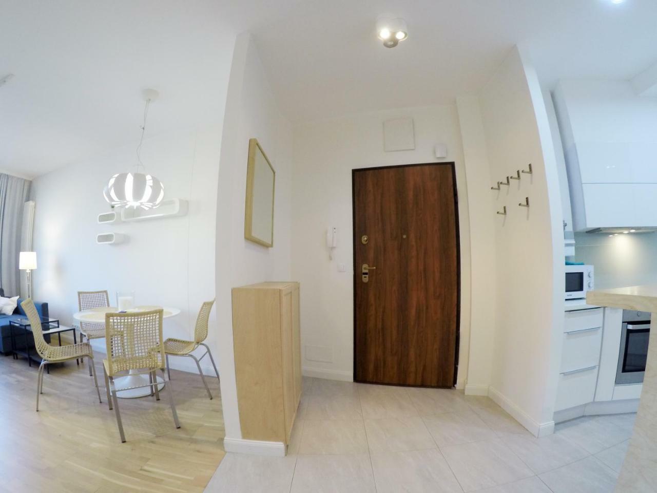 Apartment Apartament Triton Grojecka