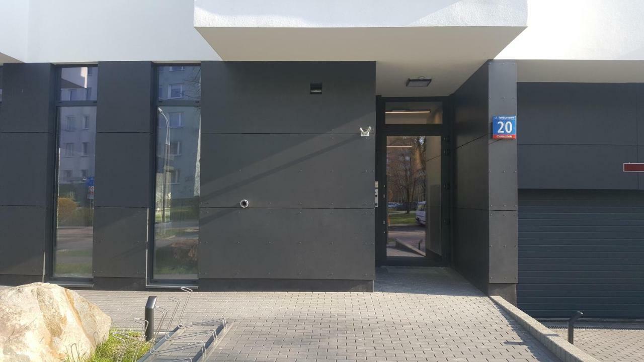 Renesansowa 20