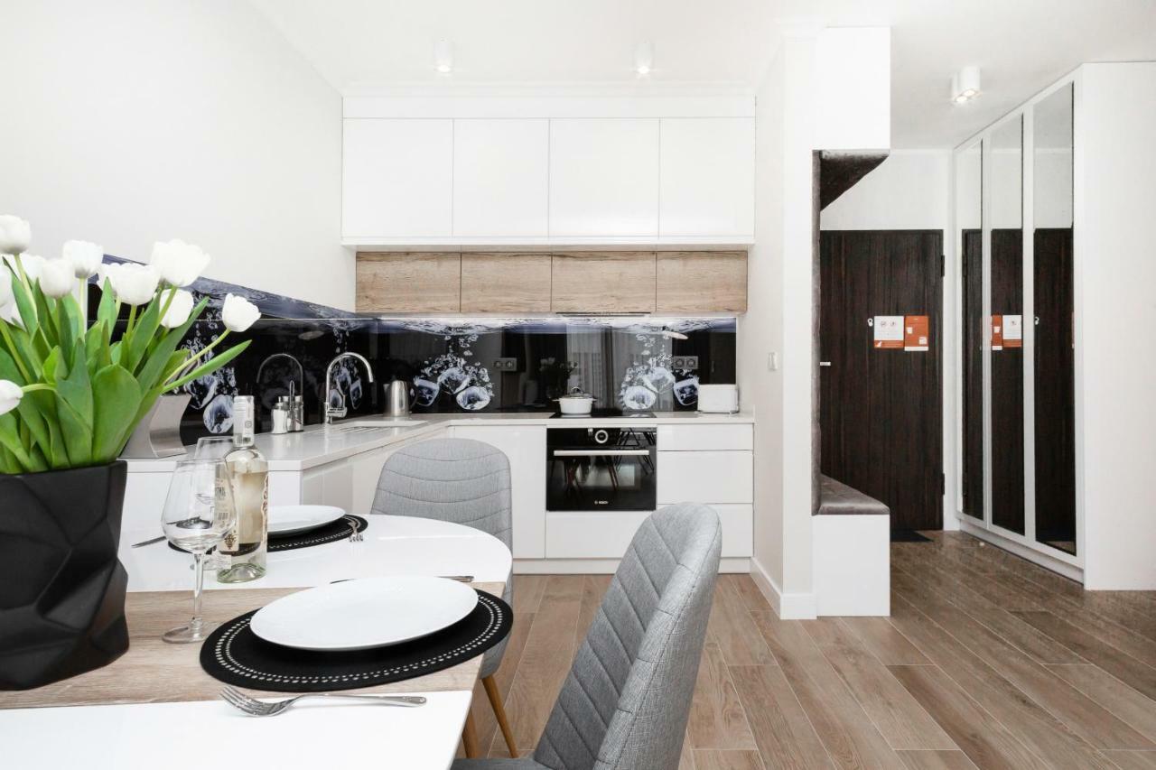 Przyokopowa By Renters * Warszawa