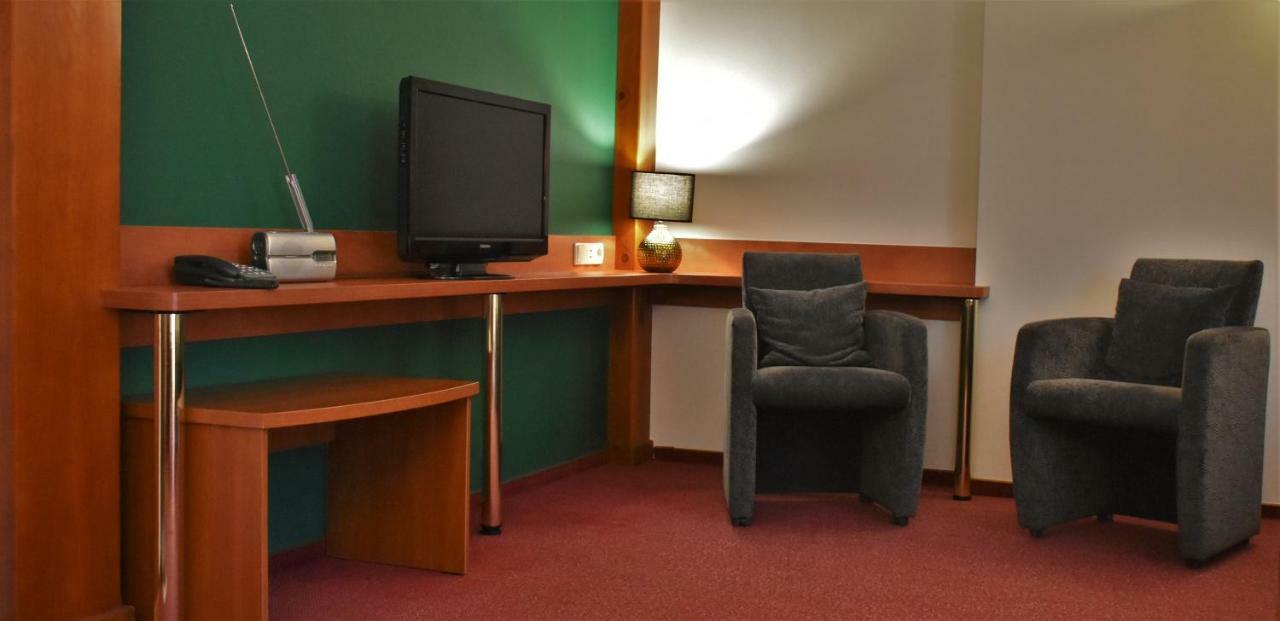 Zlote Deby 3*