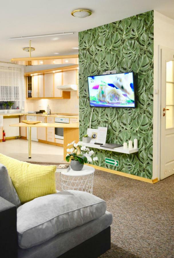 Jessapart- Babka Tower Apartment *