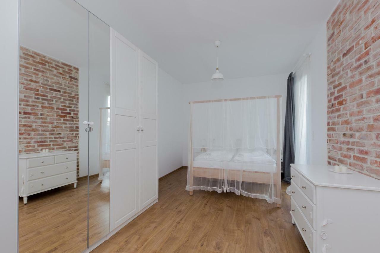 Shortstaypoland Marymoncka *