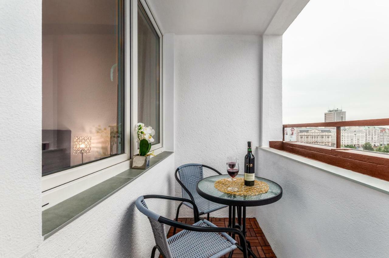 Golden By Renters Warsaw