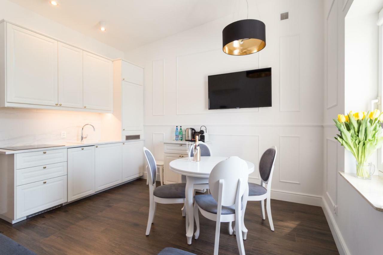 Executive 3 Bedroom By Your Freedom Apartamento Varsóvia