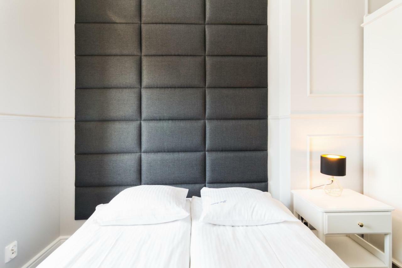 Executive 3 Bedroom By Your Freedom Warsaw