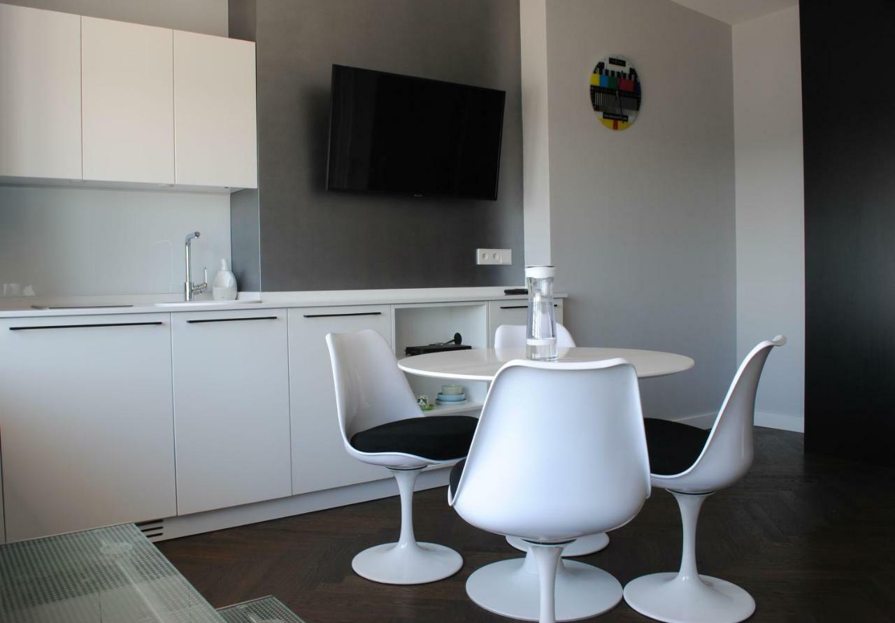 Wiejska 9 Apartment Warsaw