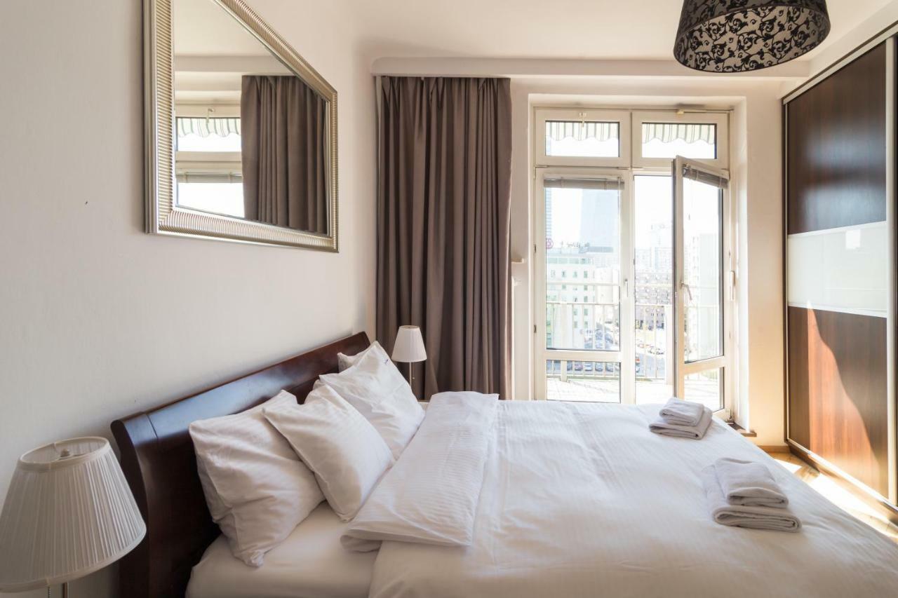 One By Your Freedom Apartment *