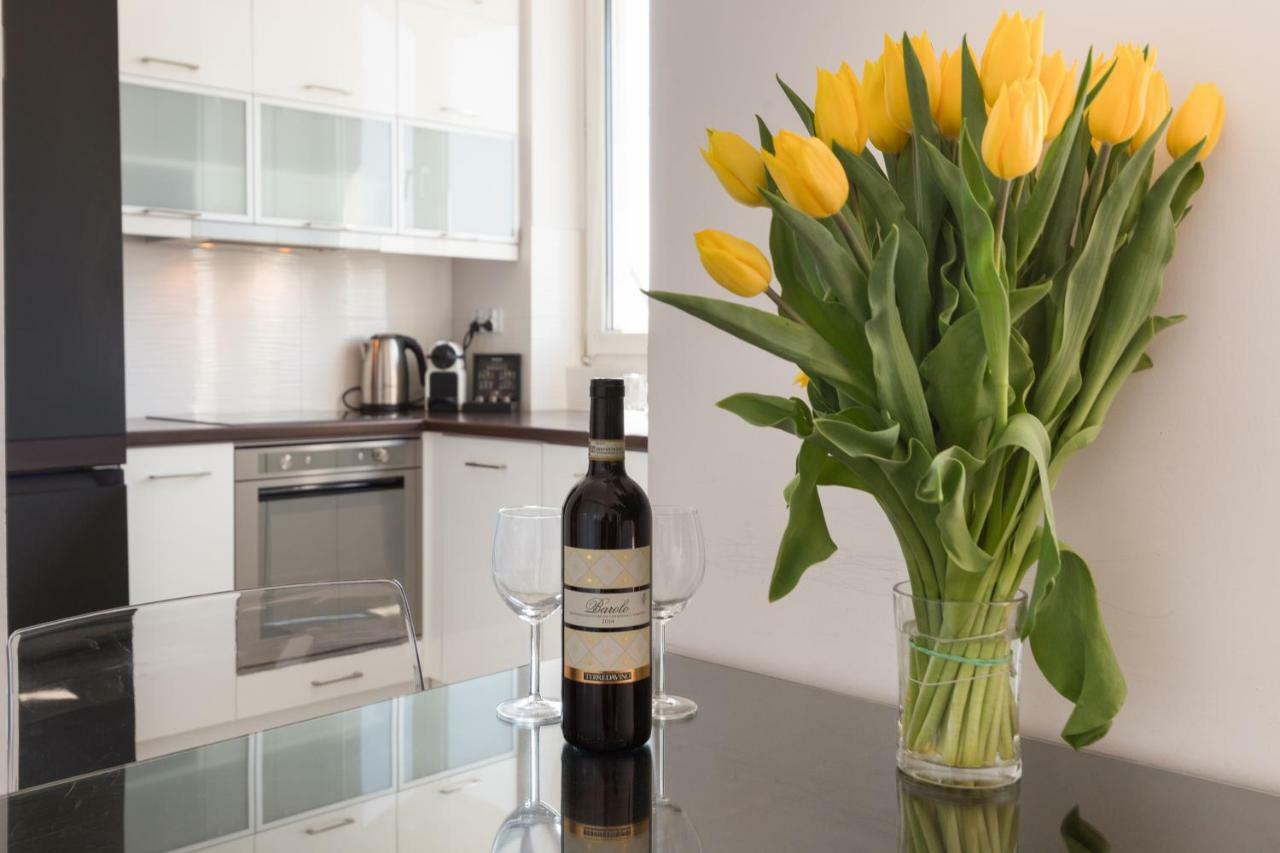 Apartment One By Your Freedom *