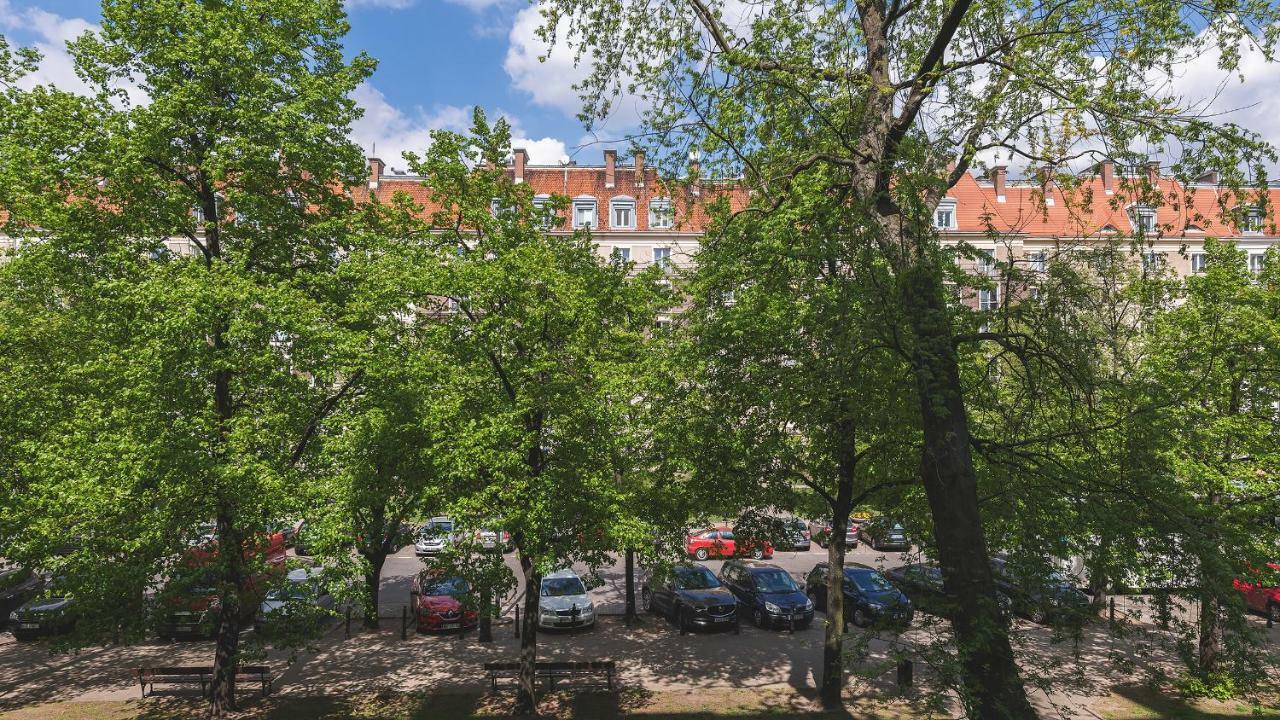 Apartment Zbawiciela Square P&o Serviced *