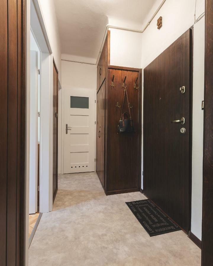 Apartment Zbawiciela Square P&o Serviced *