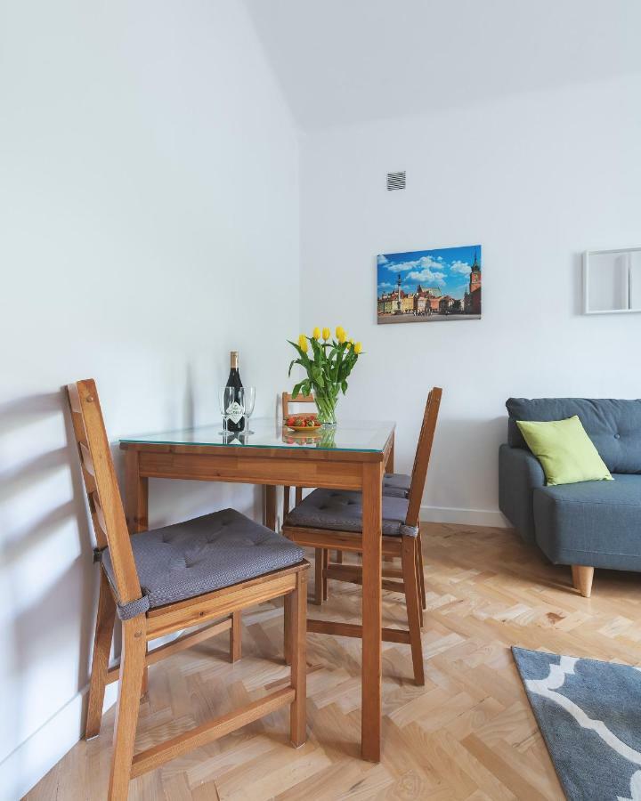 Apartment Zbawiciela Square P&o Serviced Warschau