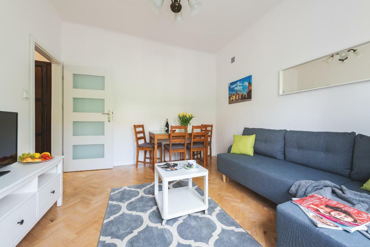 Apartment Zbawiciela Square P&o Serviced