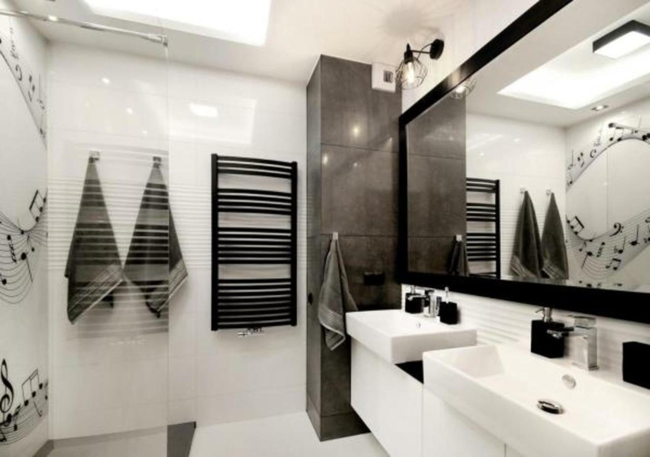 Apartment Bulwary Wislane P&o Serviced With Ac Warsaw