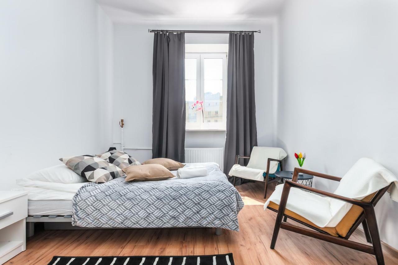 Căn hộ Madelaine By Renters *