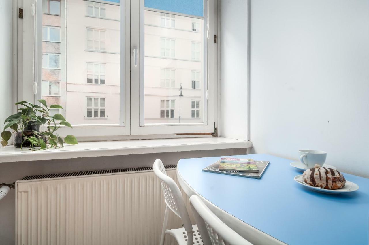 Puffa Hostel Lux * Warsaw