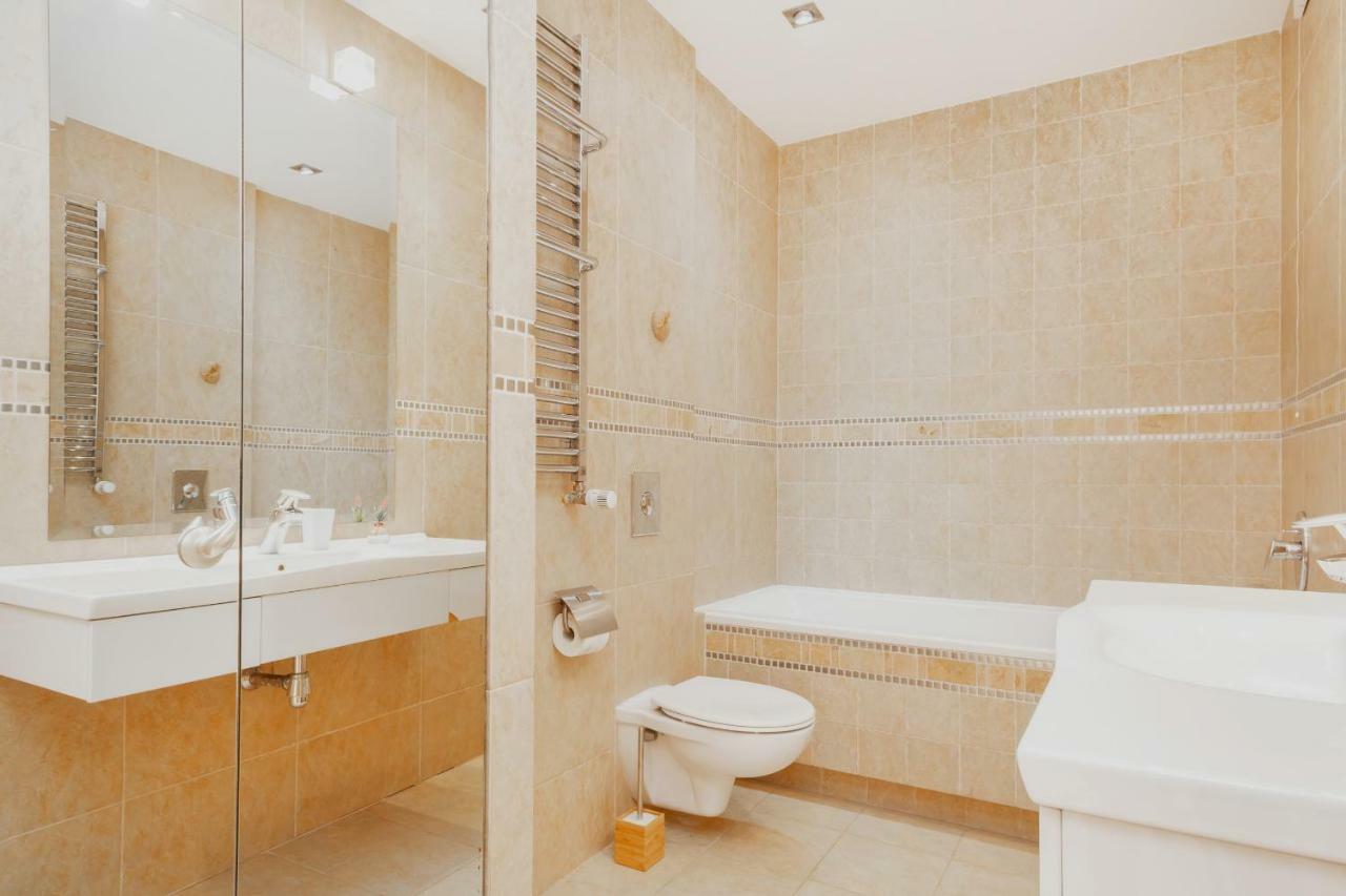 Wilanowska By Renters Apartment Warsaw