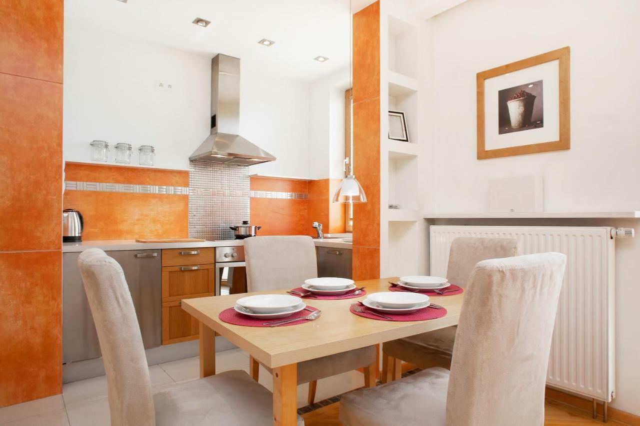 Apartment Wilanowska By Renters