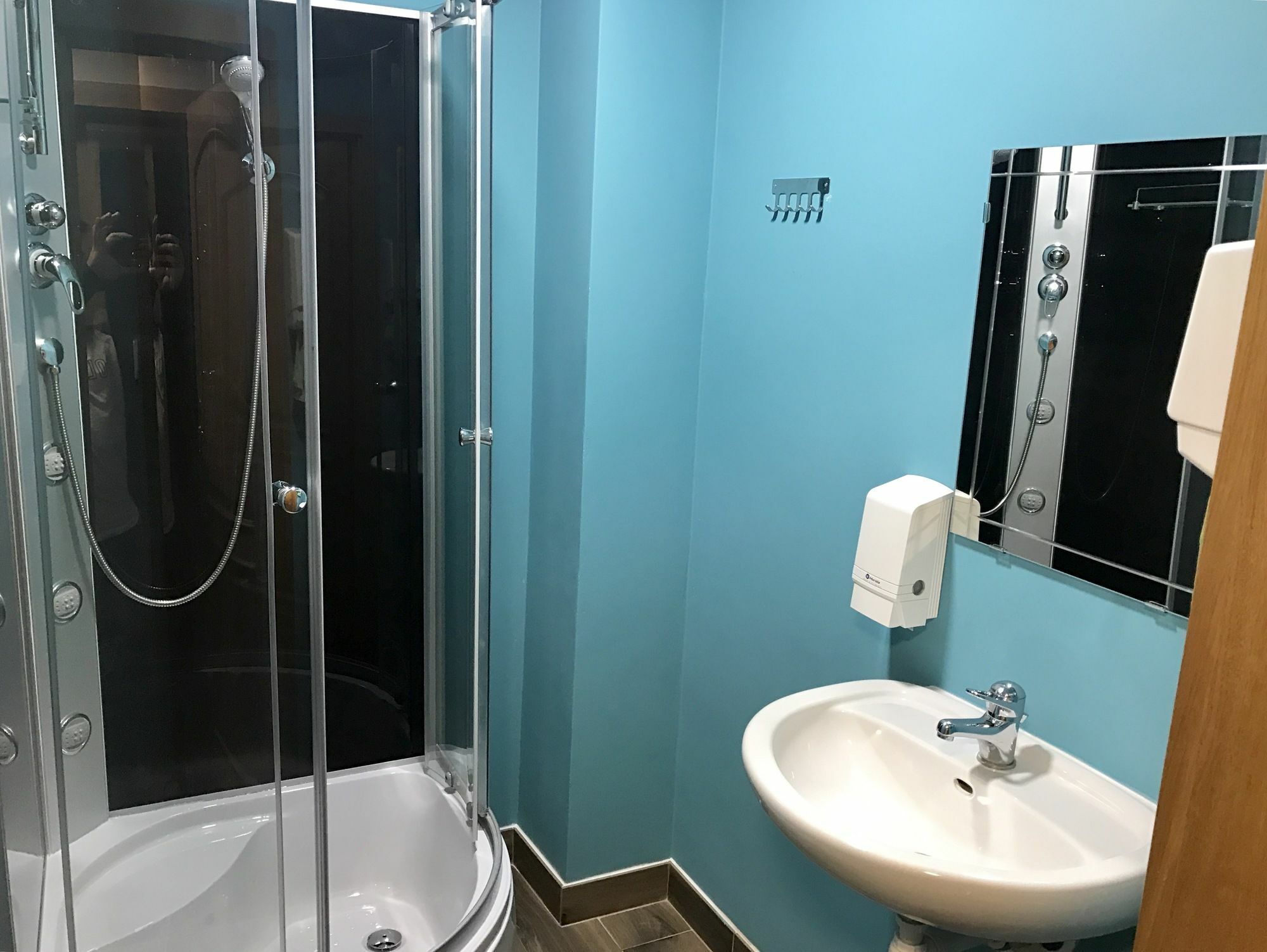 Greenwood Centrum Hostel