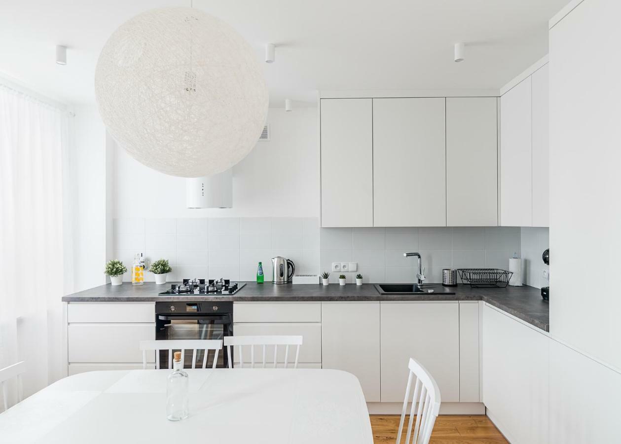 Apartament Metro Centrum Light *