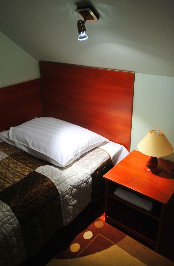 Hotel Zlote Deby 3*