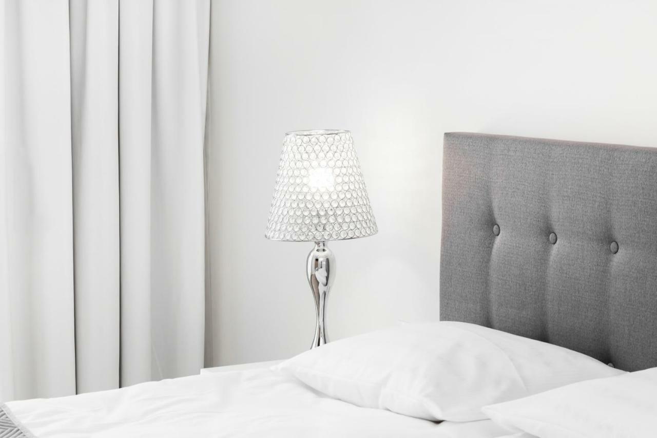 Apartment Dzielna By Renters