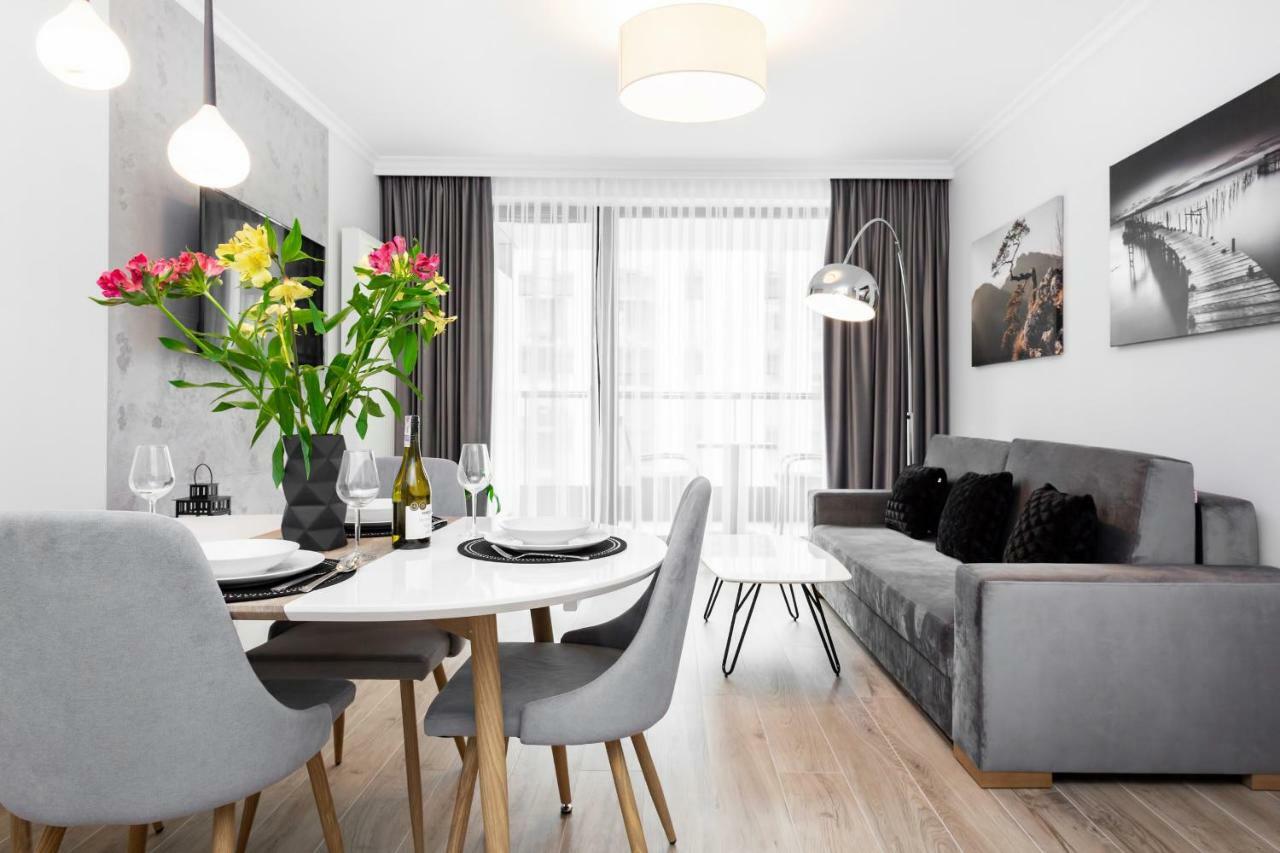 Apartment Dzielna By Renters