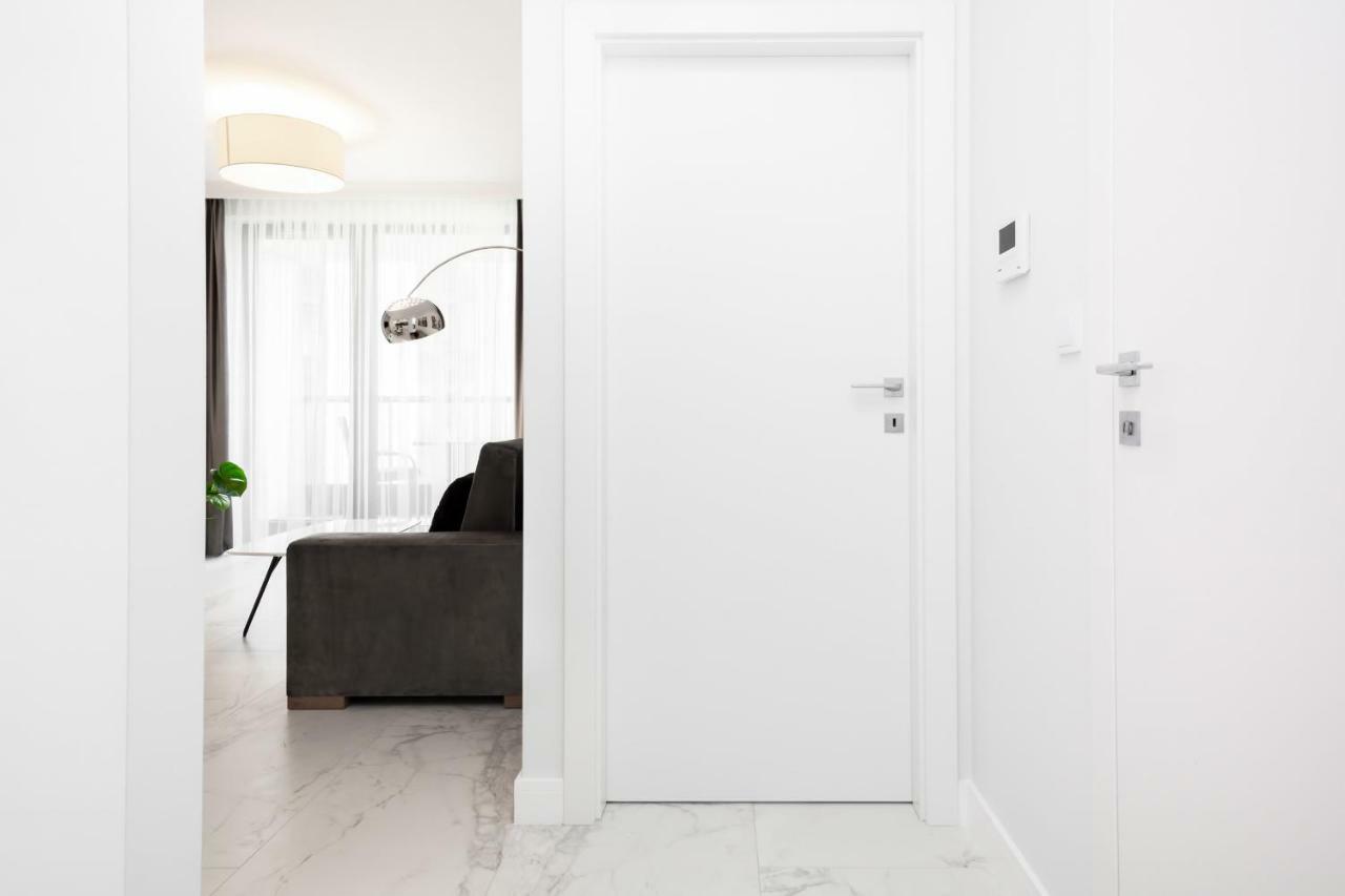 Apartment Dzielna By Renters