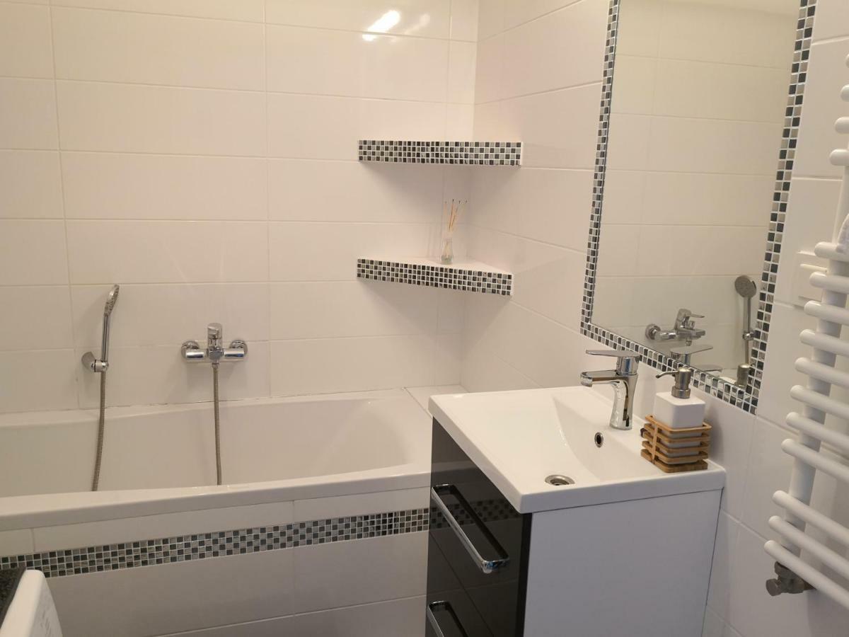 Hestia Cybernetyki Apartment Warsaw