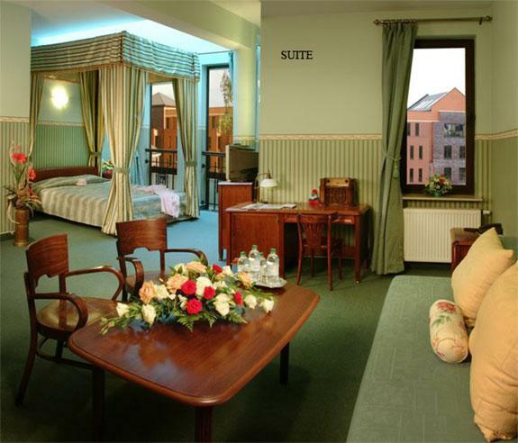 Fort Hotel 3* Warsaw