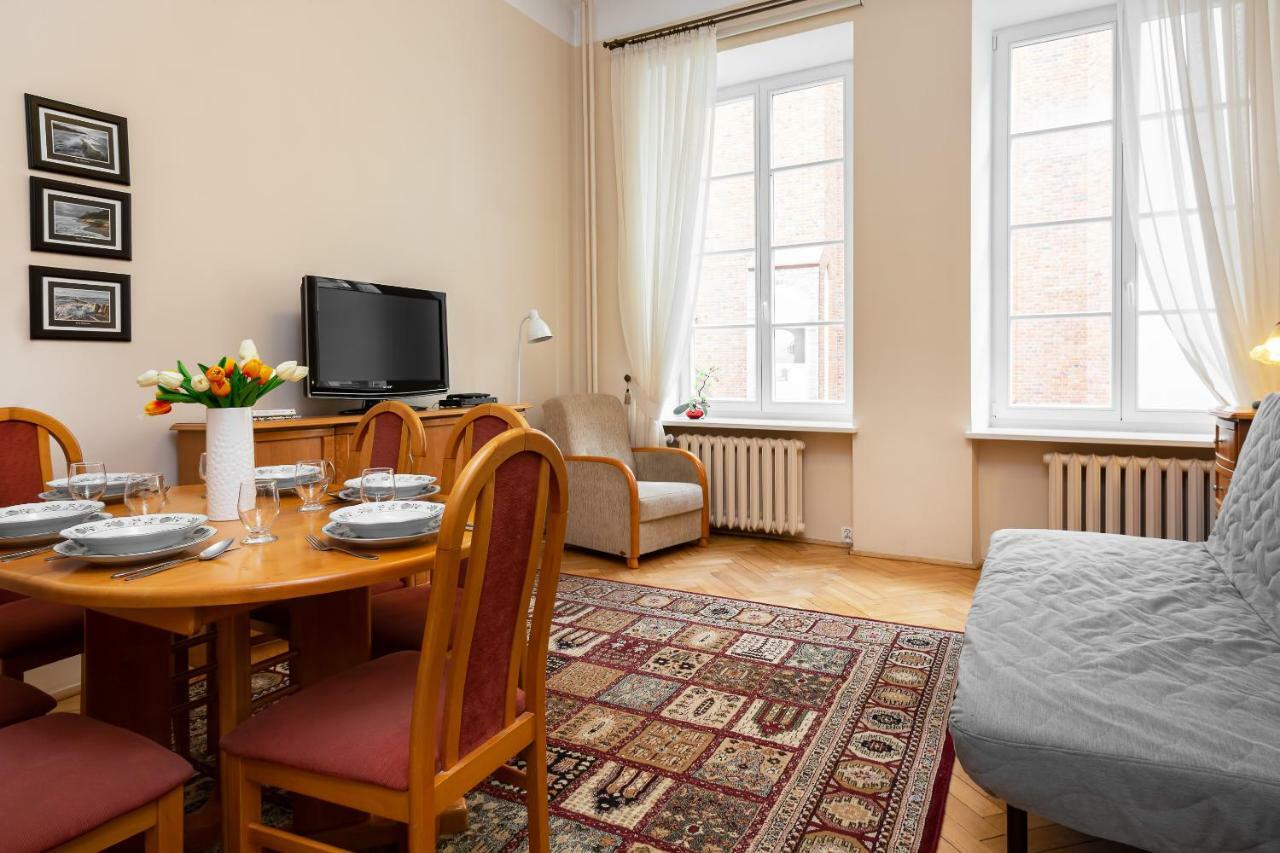 Swietojanska By Renters * Warsaw