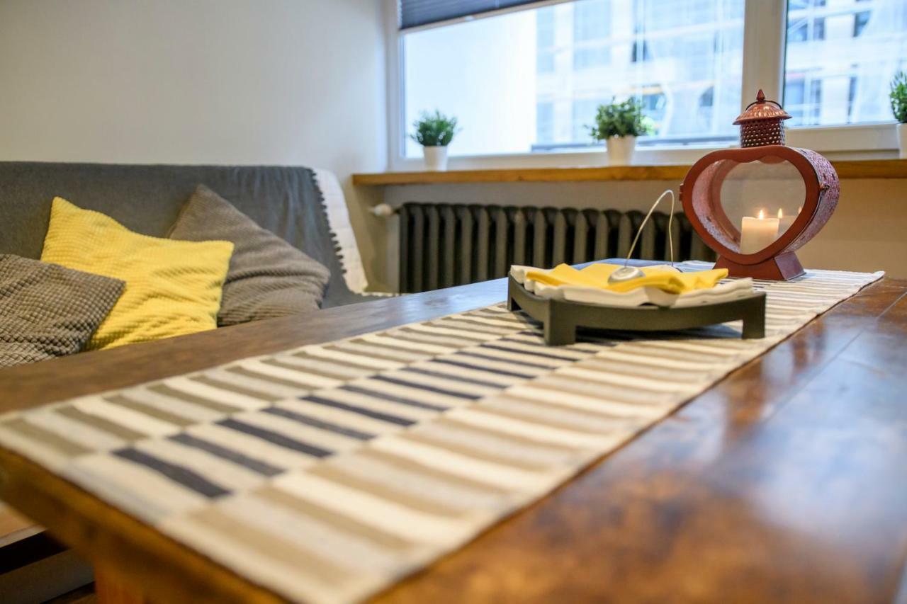 Chmielna Wood Lux Apartment *
