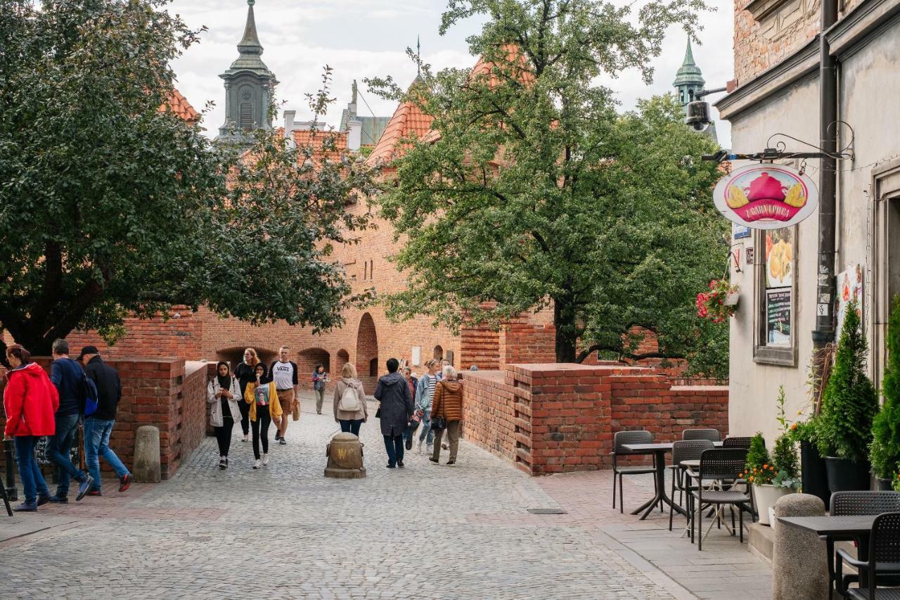 Old Town Market Place * Warsaw