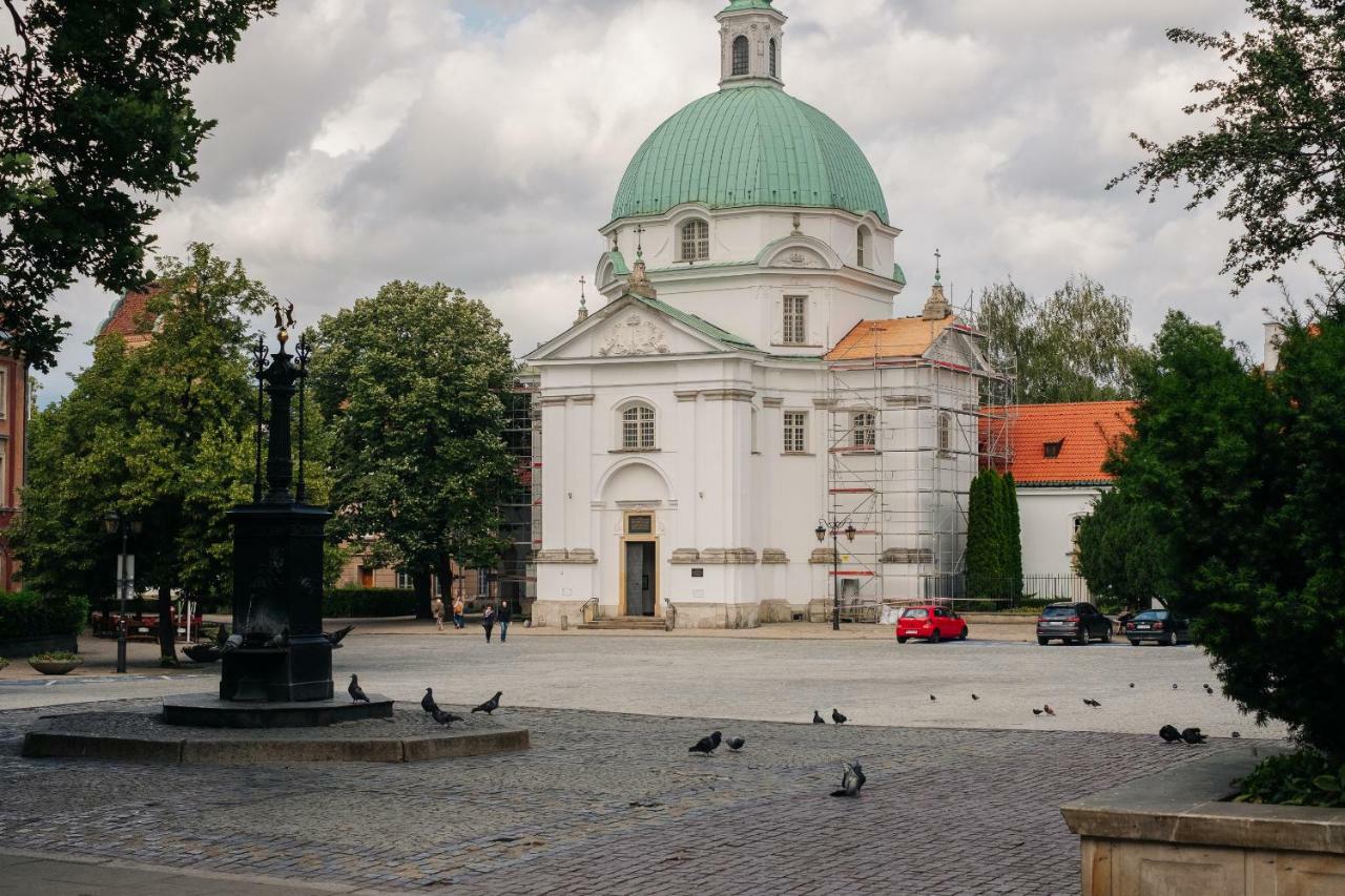 Old Town Market Place *