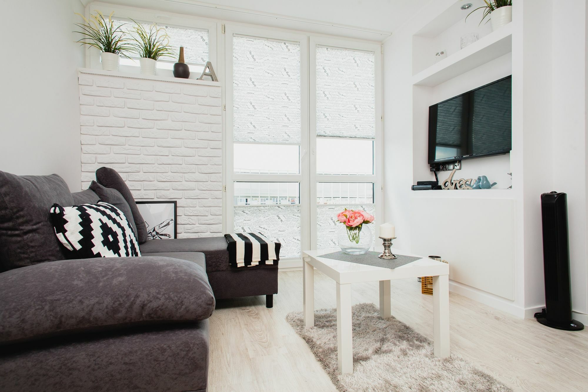 Shortstaypoland Chlodna Apartment