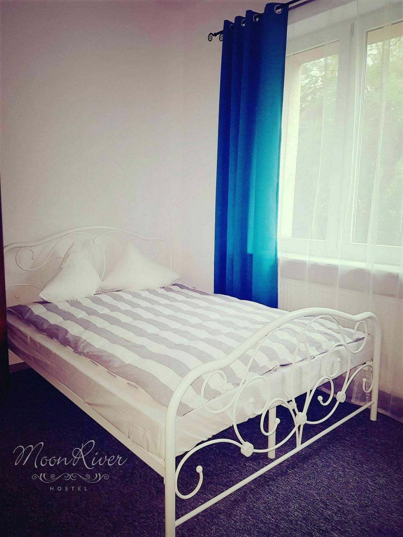 Moonriver Homestay *