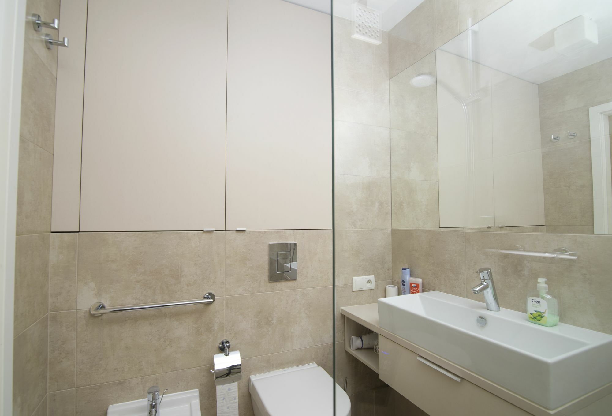 Goodnight Warsaw Apartments - Kredytowa 2 *