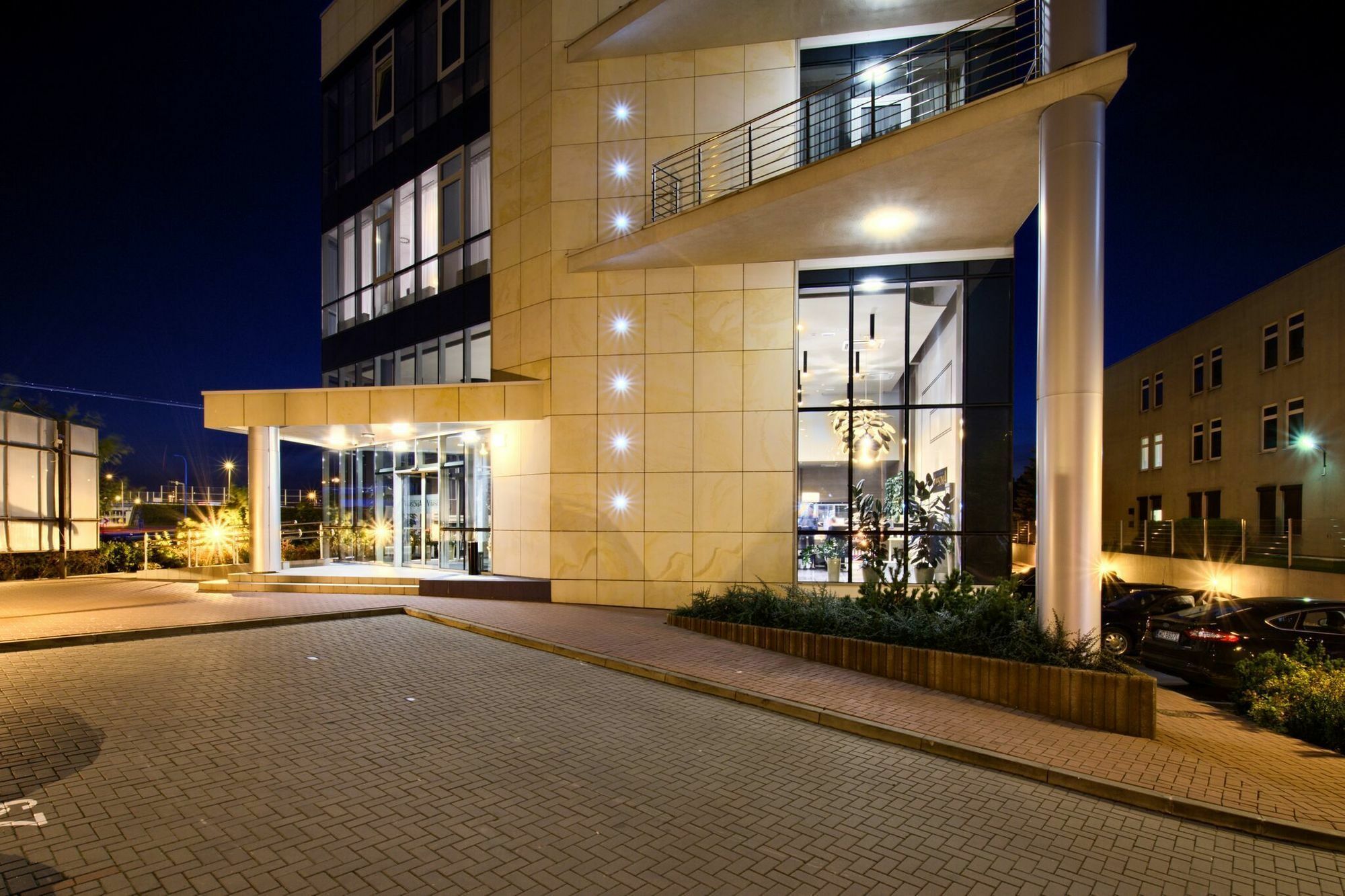Aparthotel Jerozolimskie Warsaw