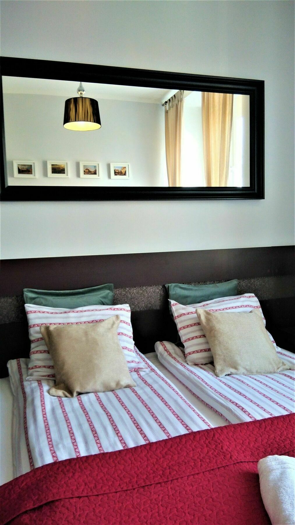 Stars Center By Renters