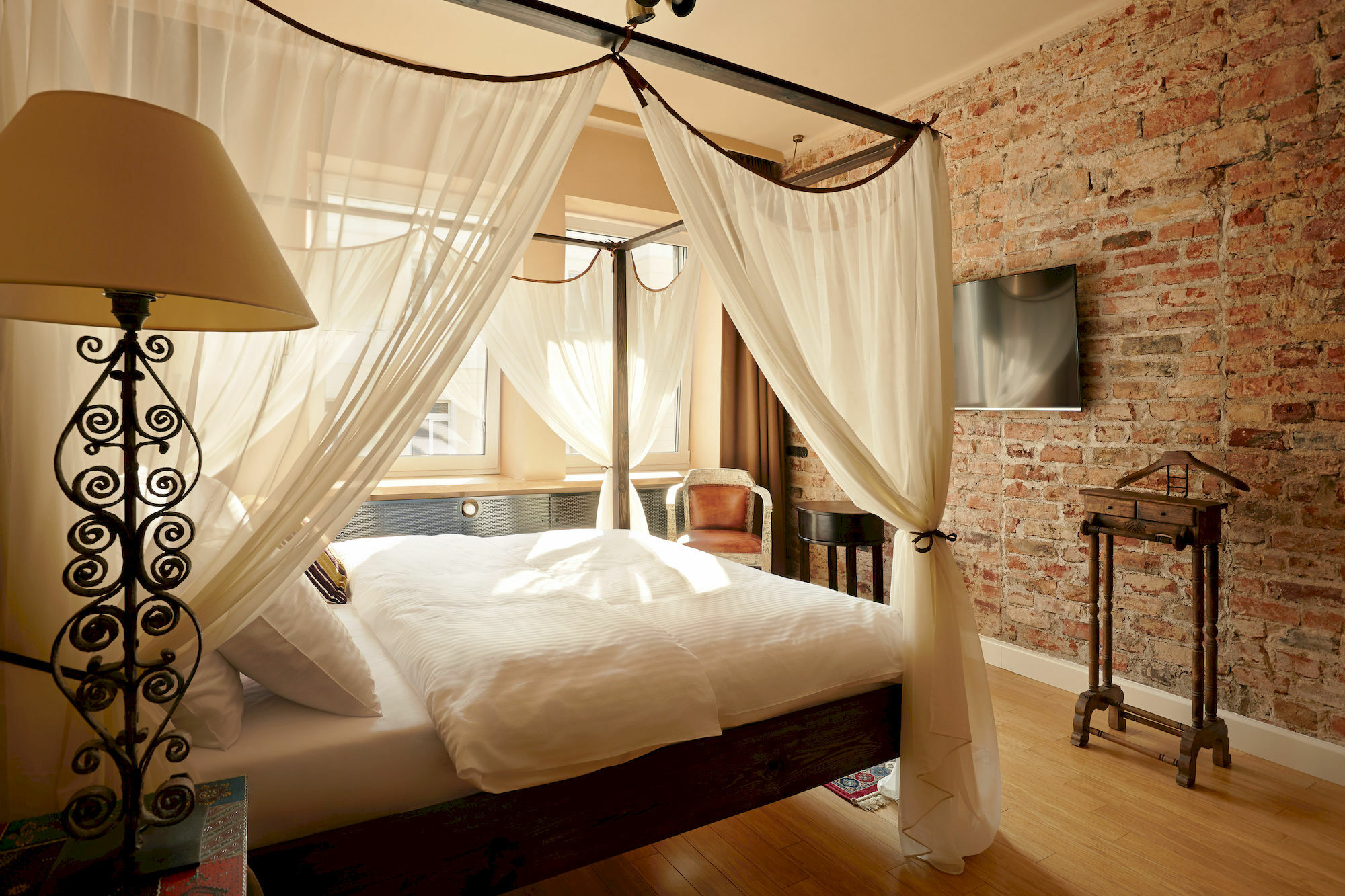 Sleepwell Ordynacka 4*