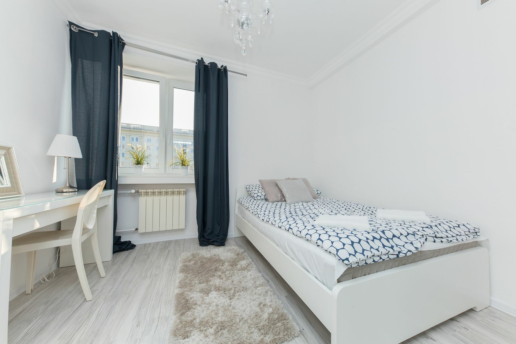 Shortstaypoland Jana Pawla B36 *