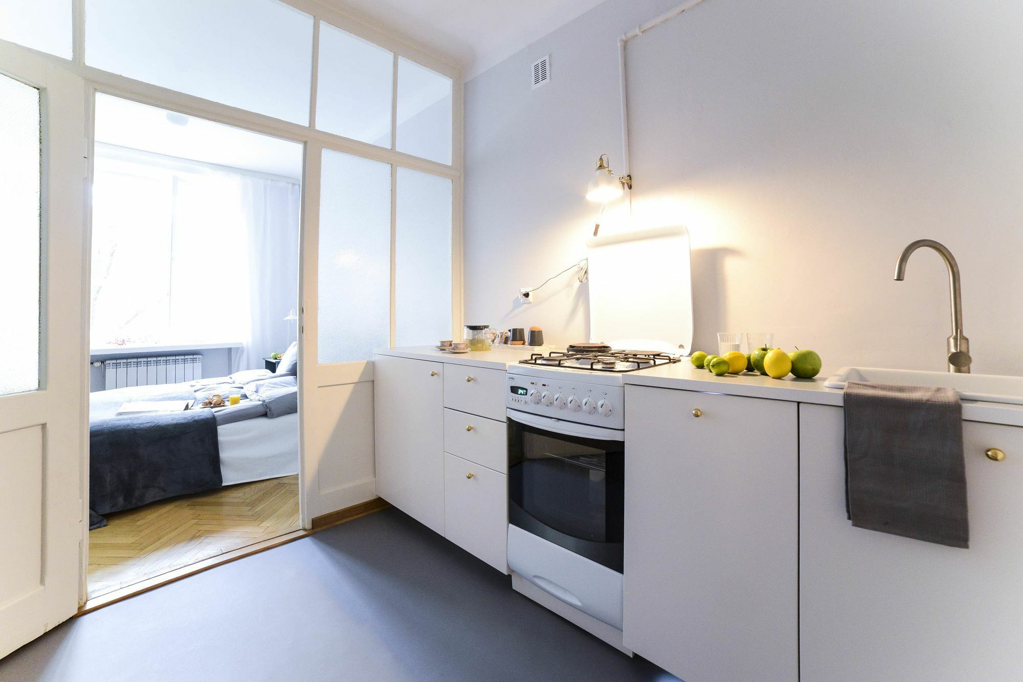 Designers In The Old Town Apartment *